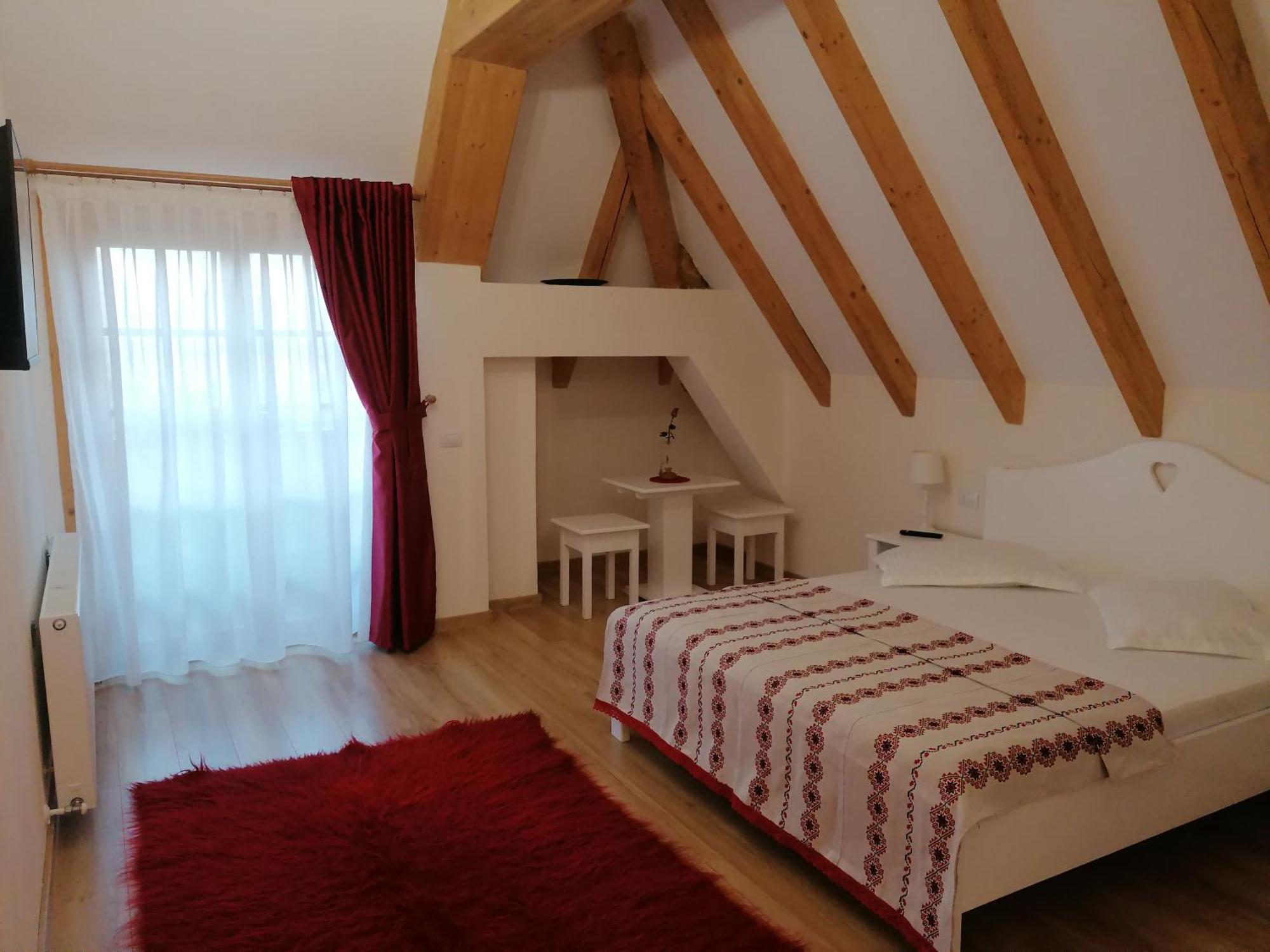 Pensiunea Casuta Din Deal Moisei Quarto foto